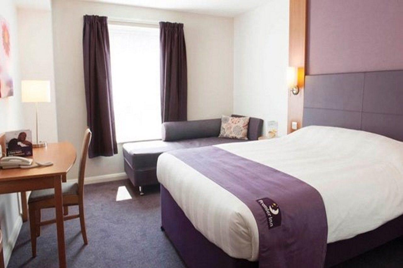 Premier Inn Birmingham South Rubery Extérieur photo