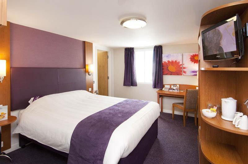 Premier Inn Birmingham South Rubery Extérieur photo